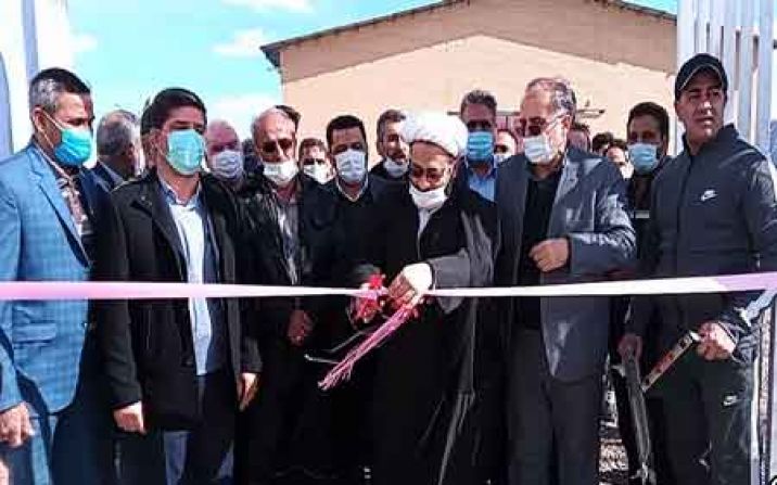 زمین چمن مصنوعی شهدای دستجرد افتتاح شد زمین چمن مصنوعی شهدای دستجرد افتتاح شد